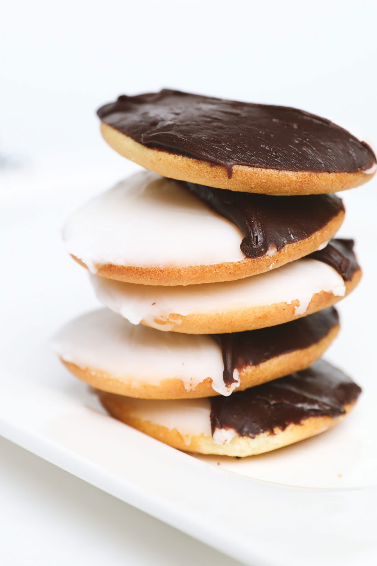 Joeys_black_and_white